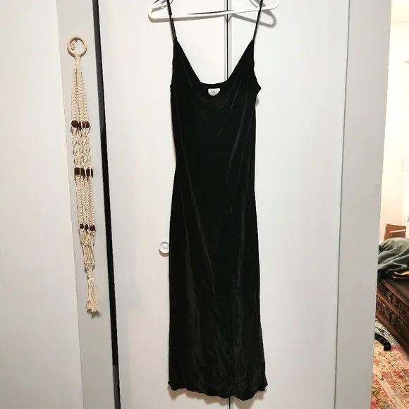 NWOT Wilfred Spritz Dress velvet-liked fabric - Picture 1 of 5